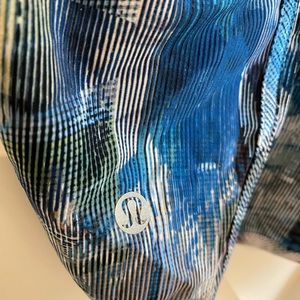 Lululemon Tracker Shorts Sz8